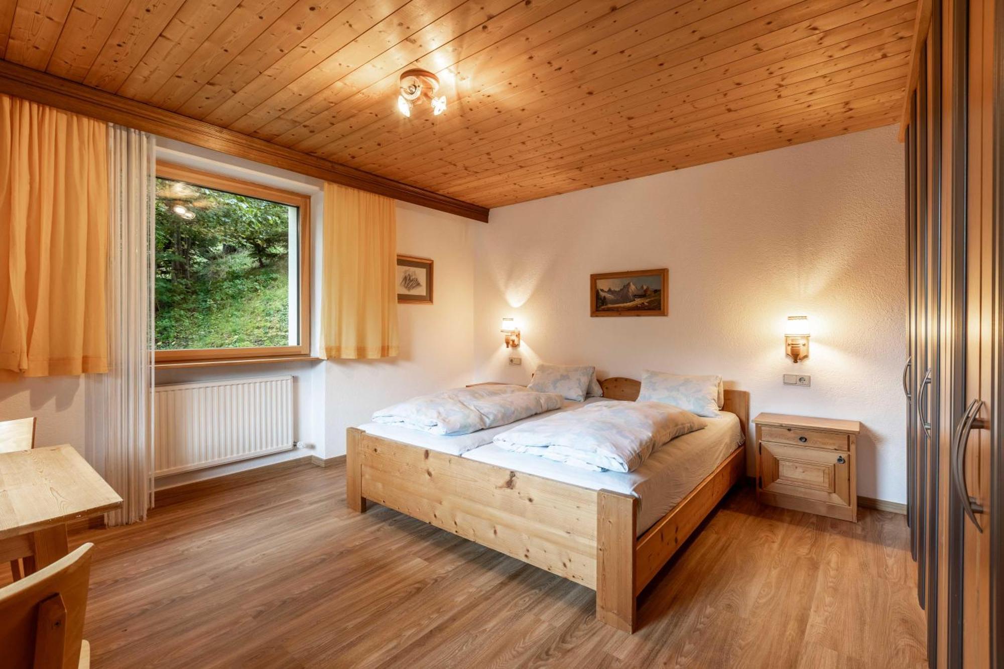 Ferienwohnung Haus Weinberg Pettneu am Arlberg Exterior foto